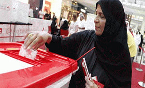 Voting underway in Bahrain amid Shiite opposition boycott