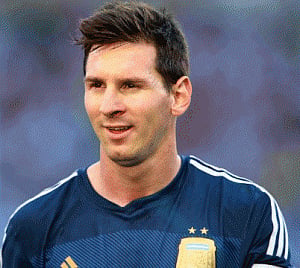Messi sets new scoring record as Barca thrash Sevilla