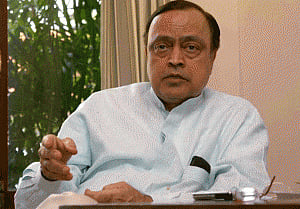 Senior Congress leader Murli Deora passes away
