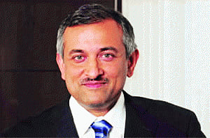 Kotak Group enters general insurance, to invest Rs100 crore