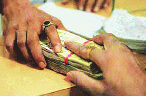 RBI issues final norms for payment, small finance banks