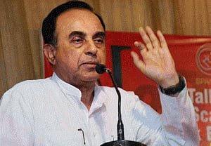 Swamy meets Shiv Sena leaders