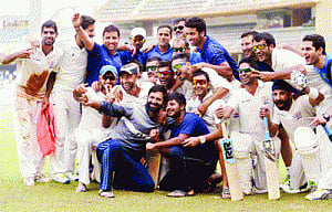 Dark horse J&K rides out Mumbai storm