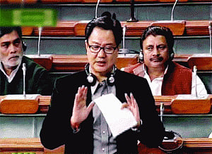 Govt mulls law to end use of polythene bags
