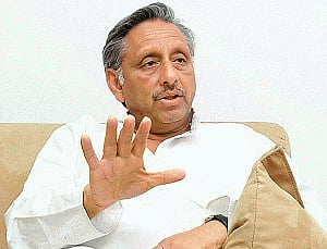 Aiyar accuses Govt of playing vote bank politics