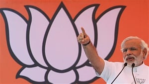 Punish those who plundered Jharkhand: PM to voters