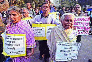 Didi cops block media at ED, CBI offices