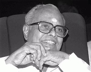 Veteran filmmaker K. Balachander passes away
