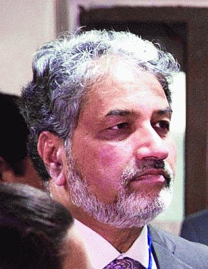 IIT-D gives clean chit to its chief