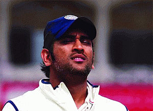 Captain cool triggers mystery chirp