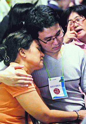 Bodies, debris of AirAsia plane