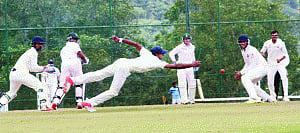 Axar's five bowls SA A out for 260