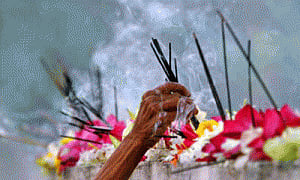 Beware! Incense smoke may be as bad as cigarette smoke