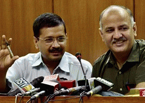 Allow us to cancel power deals: Kejriwal