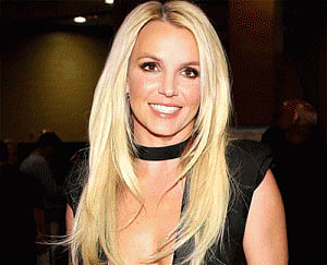 Britney Spears's father urges her not to date