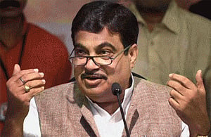 Govt works on new land policy for industries at 12 major ports