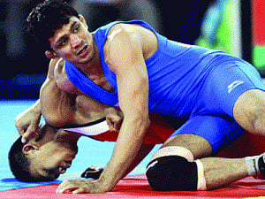 Wrestlers disappoint again