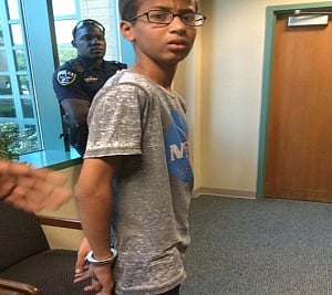 Teen arrested for clock gets invitation from White House
