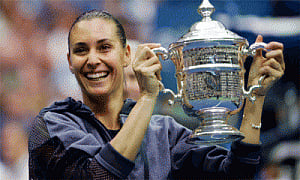 Mumbai bags US Open champion Pennetta, Hingis in Team Hyderabad
