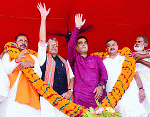 Bihar polls: Ticket sale charges fly thick & fast