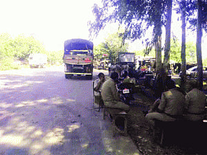Muslims plan to quit village
