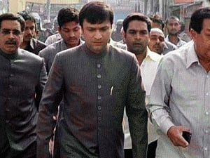 Arrest order issued against AIMIM leader Akbaruddin Owaisi