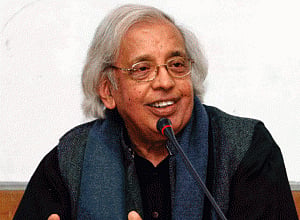 After Nayantara, Vajpeyi returns Sahitya Akademi Award