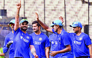 India look to salvage pride