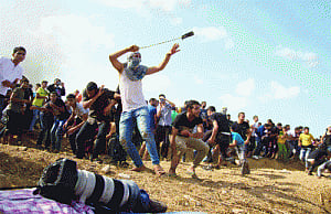 Five dead as Israeli forces shoot Palestinians in Gaza