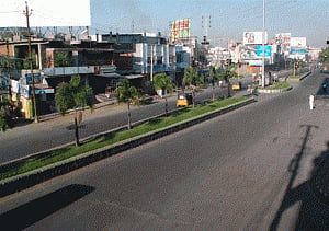 Telangana bandh over farm loan waiver begins