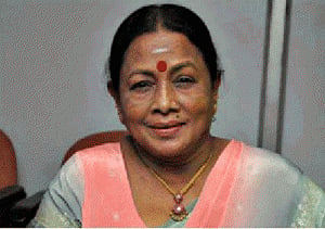 Celebrities mourn the death of Tamil actress Manorama