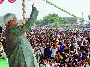 Disastrous meetings for lalu and Devgn