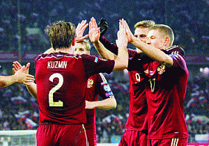 Russia, Slovakia qualify for Euros