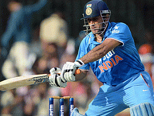 Ganguly hails Dhoni coming up the order