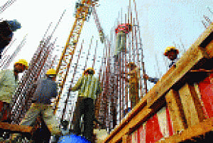 Minimum wages of labour hiked in Delhi