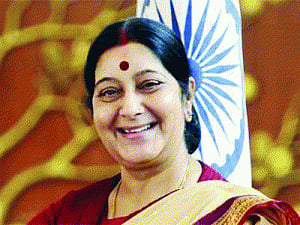 India asks BRICS to invest; woos with low corporate taxes