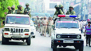 Paramilitary out in four areas as Punjab simmers