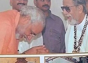 Police remove Shiv Sena hoardings that taunt Modi