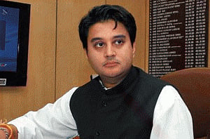 MP govt has failed to provide relief to farmers: Scindia