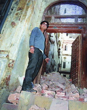 130 killed in Af-Pak quake