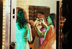 Four held for manhandling media persons at Harbhajan wedding