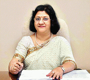 SBI chief wants pricing parity with HFCs on home loans