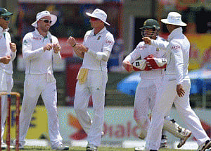 India face upbeat Proteas in first Test