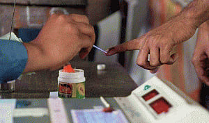 left ahead in Kerala civic polls, UDF trails