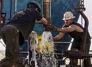 Oil prices plunge amid ample supplies