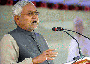 Sonia, Kejriwal, Mamta to attend Nitish's oath taking