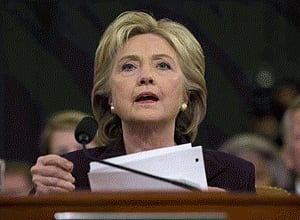 Clinton maintains lead among Democratic voters: Poll