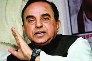Rahul declared himself British citizen: Swamy