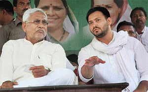 Nitish sworn in as CM, lalu's 2 sons as ministers