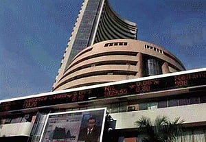 Pay panel recommendations cheer markets; Sensex up 190 points